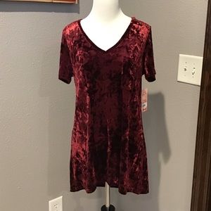 Velvet Legging Tee | Red Size Small